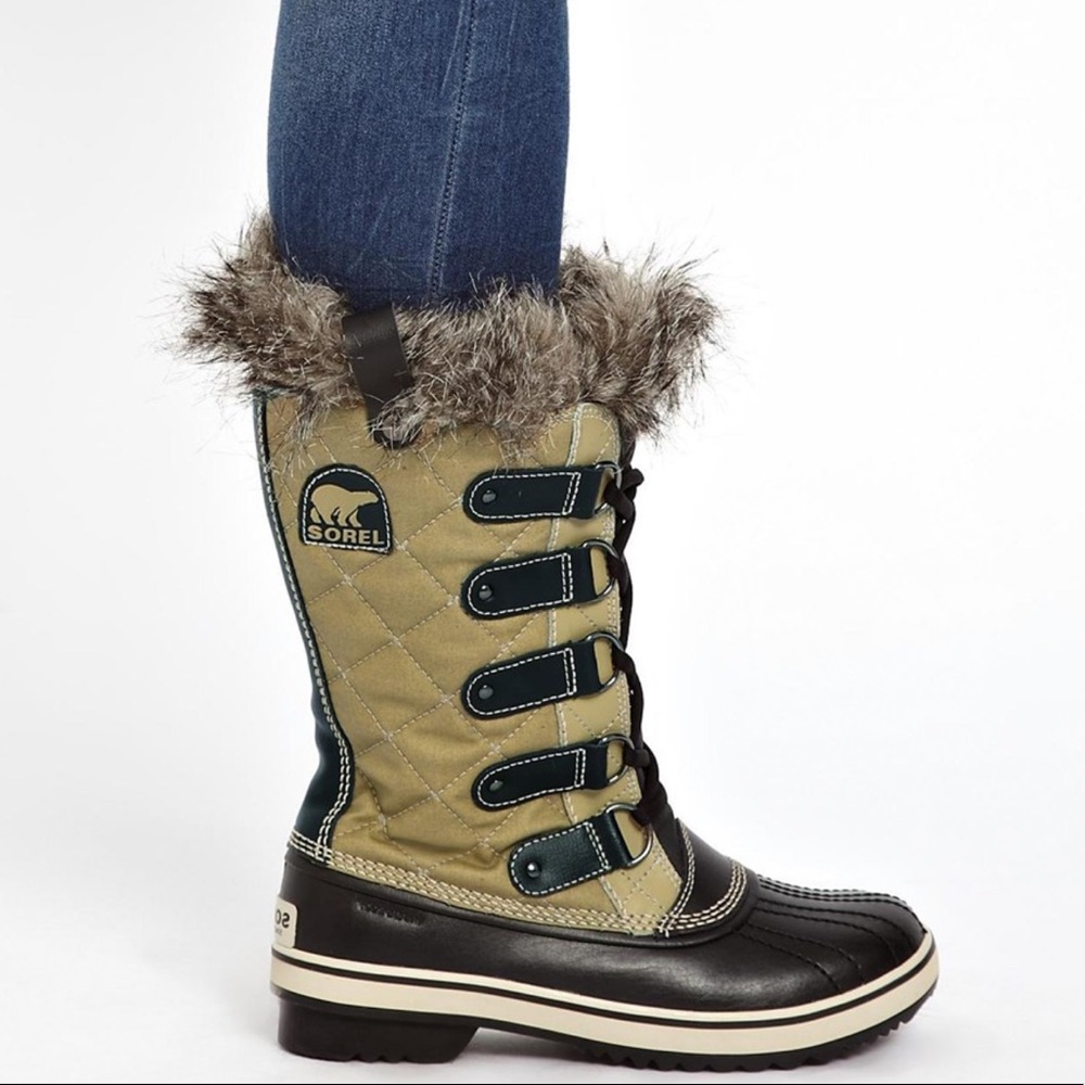 Sorel Tofino Cate quilted winter boots
